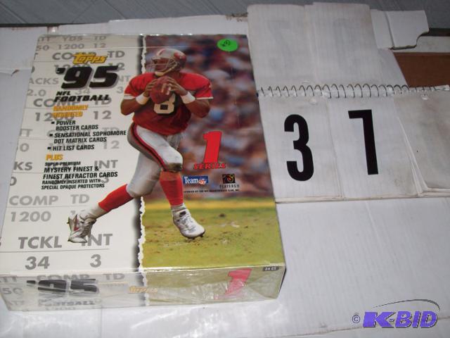 1995 Topps Football Sealed box with 36 packs....
