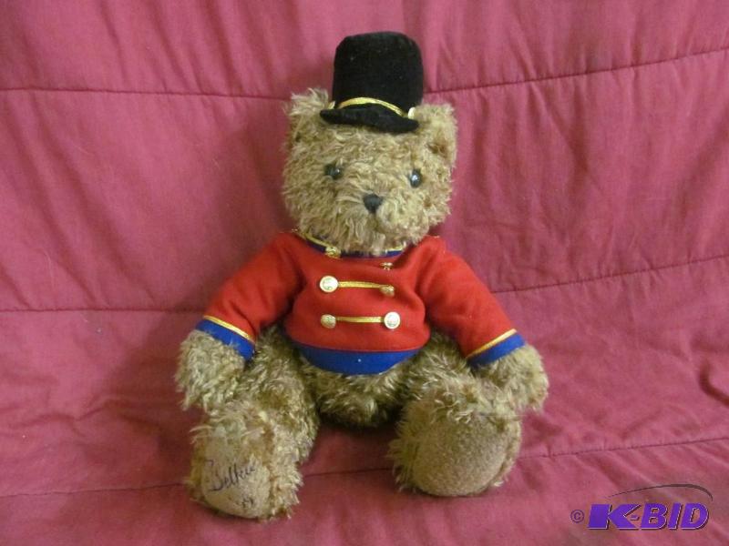 Circus Bear