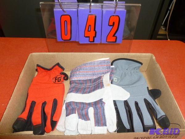 Flat of 3 pair size large to xl gloves. As sh...