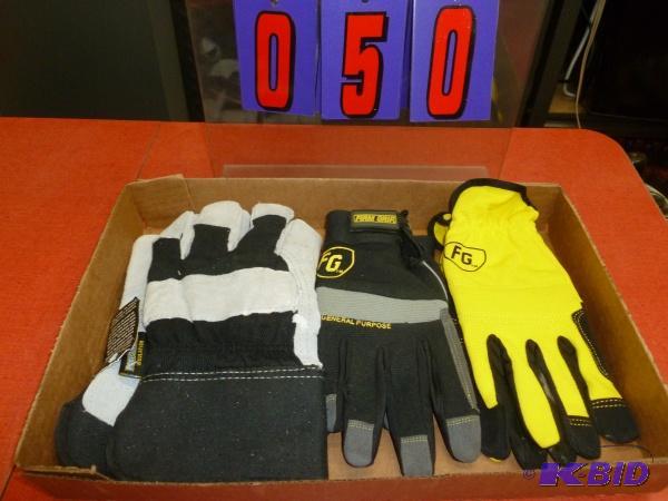 Flat of 3 pair size large and xl gloves. As s...