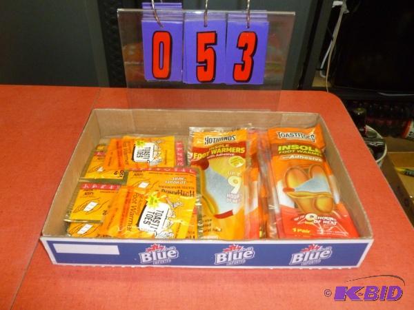 Flat of 4 pair work gloves size medium. As sh...