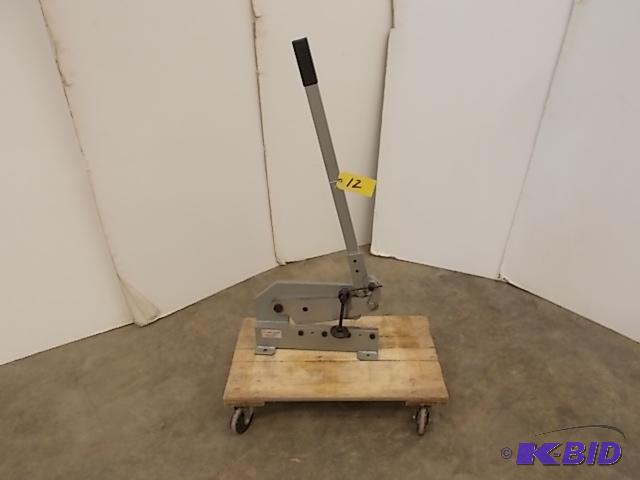 lot 12 image: 12" Hand Shear, New...