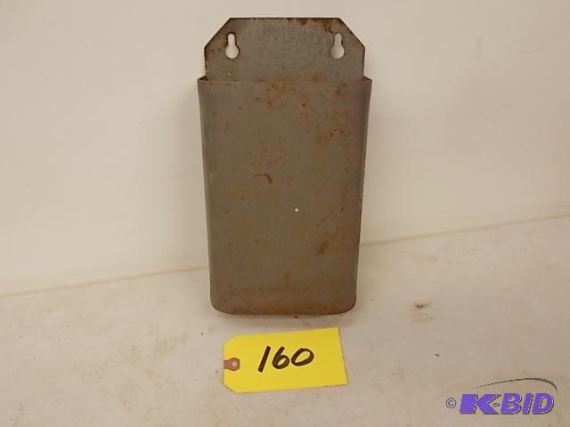 lot 160 image: Vintage Bottle Cap Catcher...