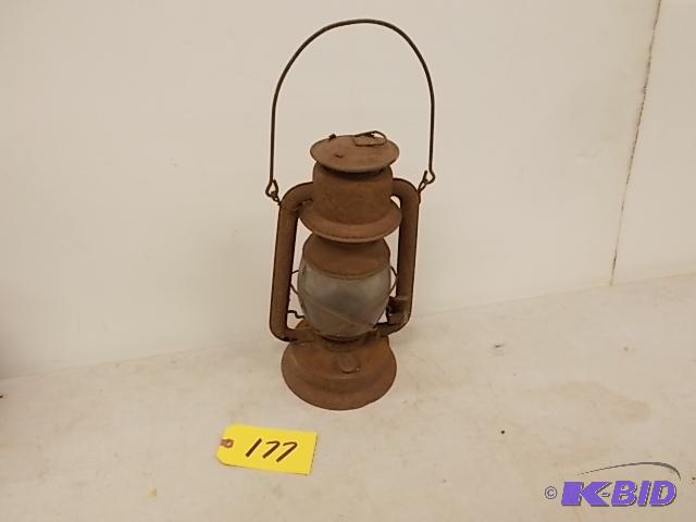 lot 177 image: Vintage Supreme No. 60 Lantern...