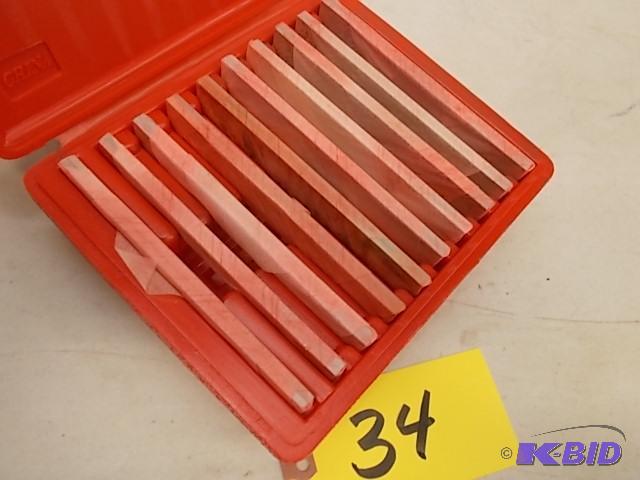 lot 34 image: Parallel Set, New...