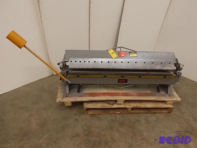 lot 5 image: MHC Model 4816 Pan & Box Brake, 16 Gauge ...