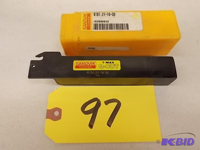 lot 97 image: Sandvik T-Max Q-Cut R151.21-16-30 Cutter Hold...