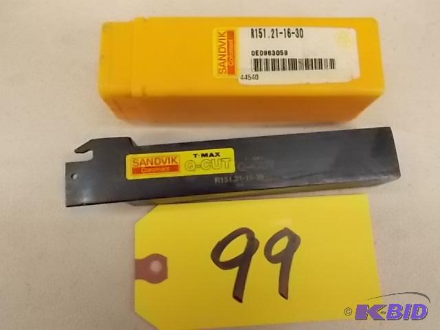 lot 99 image: Sandvik T-Max Q-Cut R151.21-16-30 Cutter Hold...