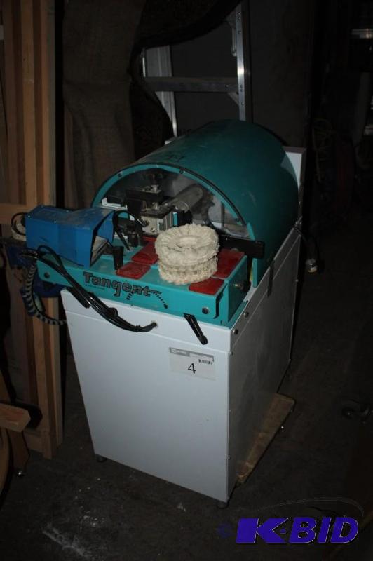 lot 4 image: Robertson and Sinclair Rounder. Model - Tangent. 240V. Pneumatic foot pedal. 240V.