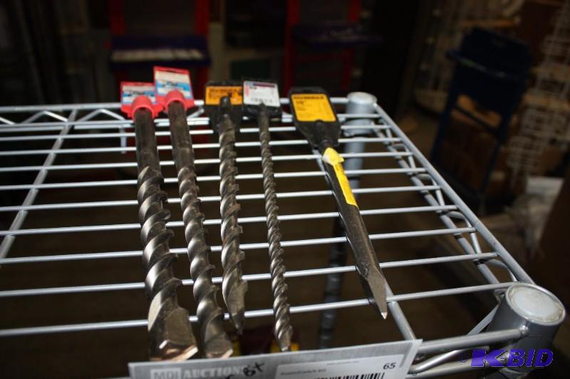 lot 65 image: (5) Hammer Bit Set Including DeWalt 10 Bull Point Bosch 38 10 DeWalt Rock Carbide SDS Plus