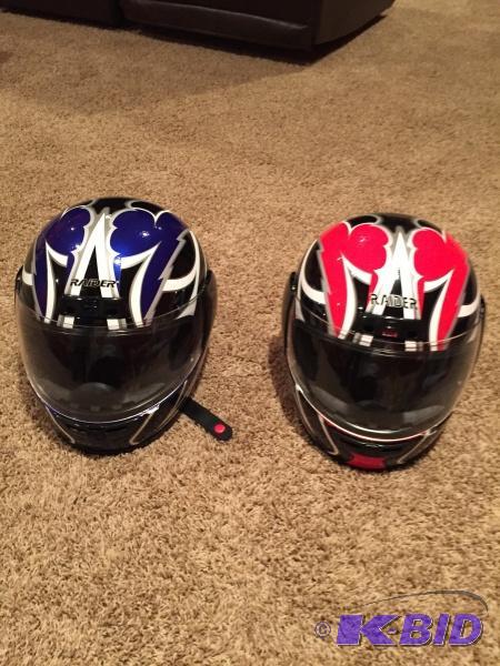 lot 50 image: BicycleSnowmobile Helmets Raider Bicycle he...