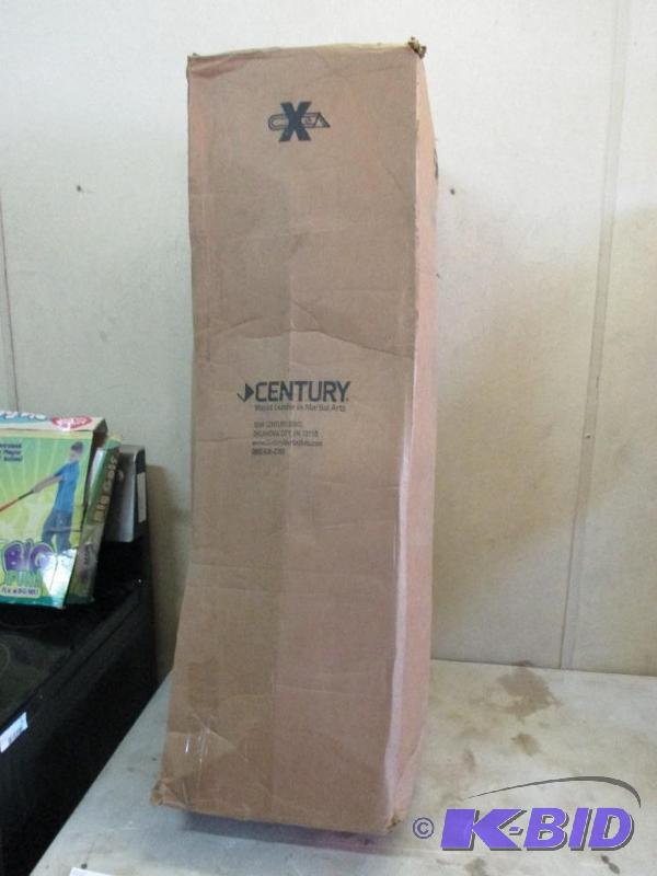 lot 105 image: MMA heavy bag...