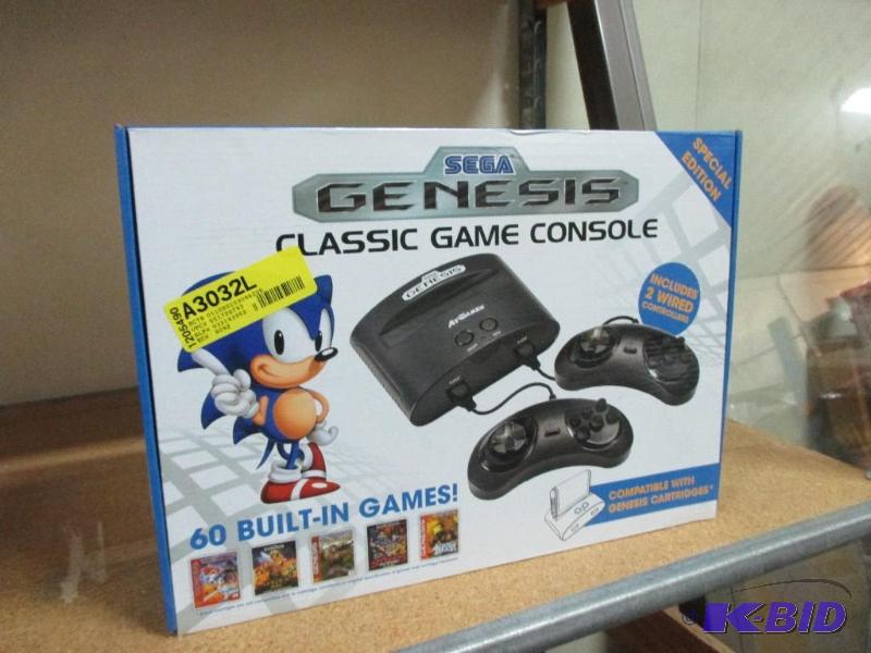 lot 38 image: Sega console...