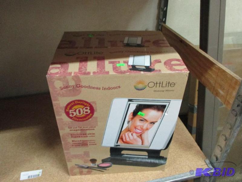 lot 61 image: 2 makeup mirrors...