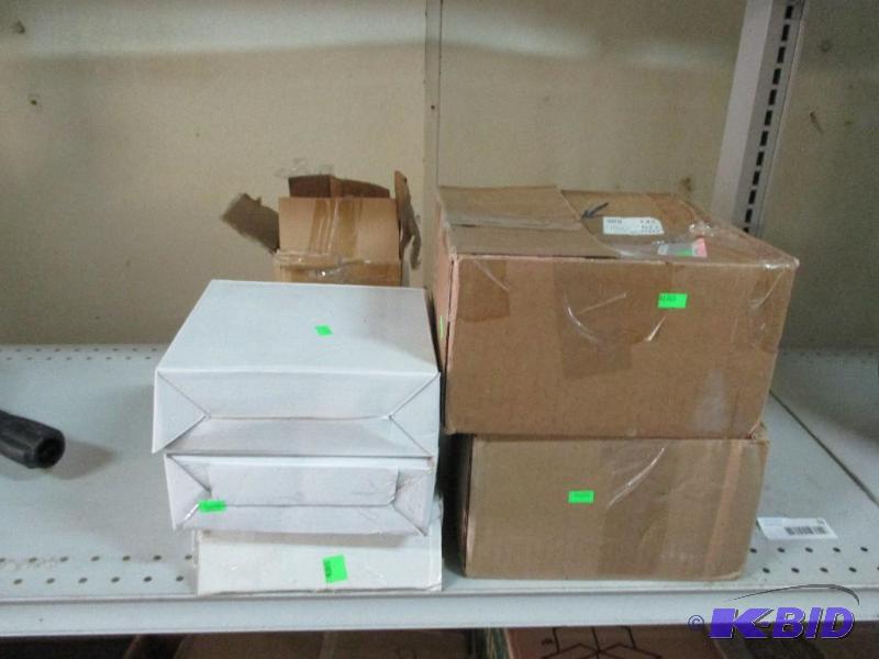 lot 76 image: 6 pairs of binoculars, need work...