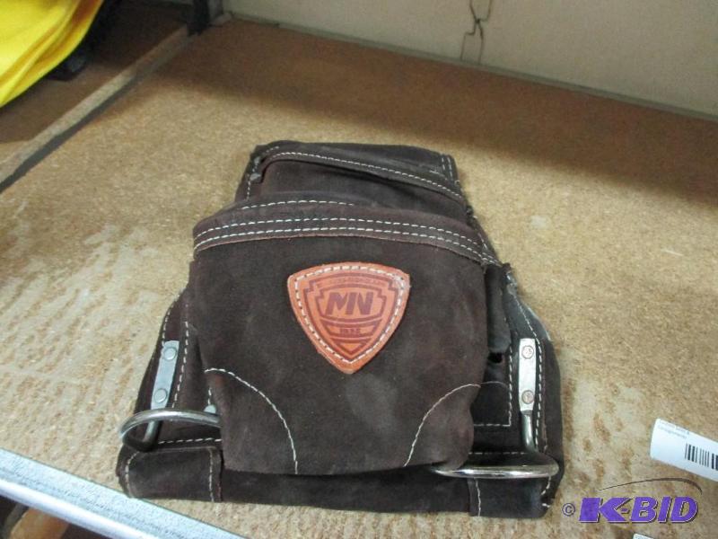 lot 84 image: tool pouch...