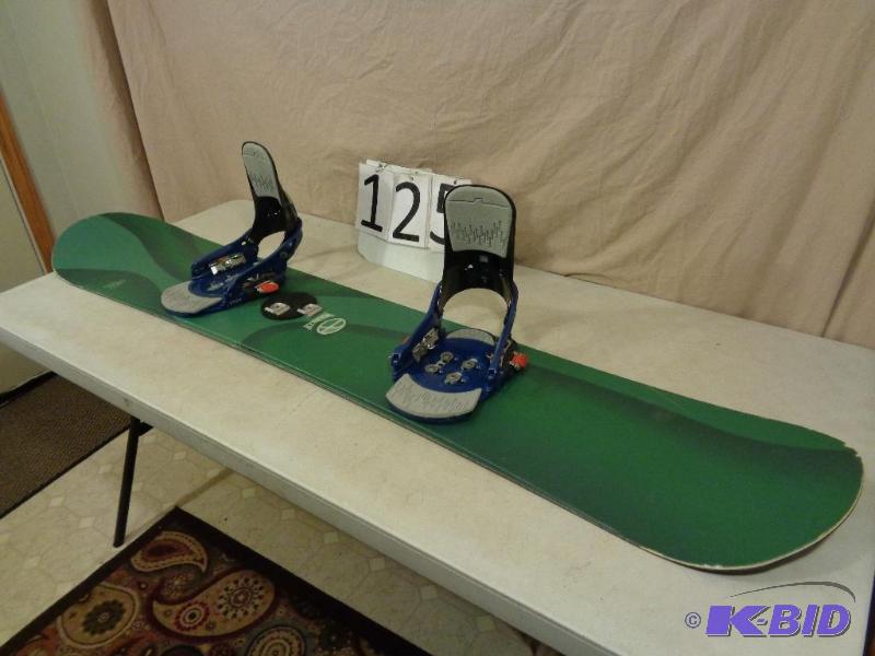 lot 125 image: Marker Snowboard Size 158 with Burton Step In...