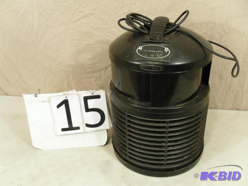lot 15 image: Filter Queen Defender. Model AM4000. Could us...