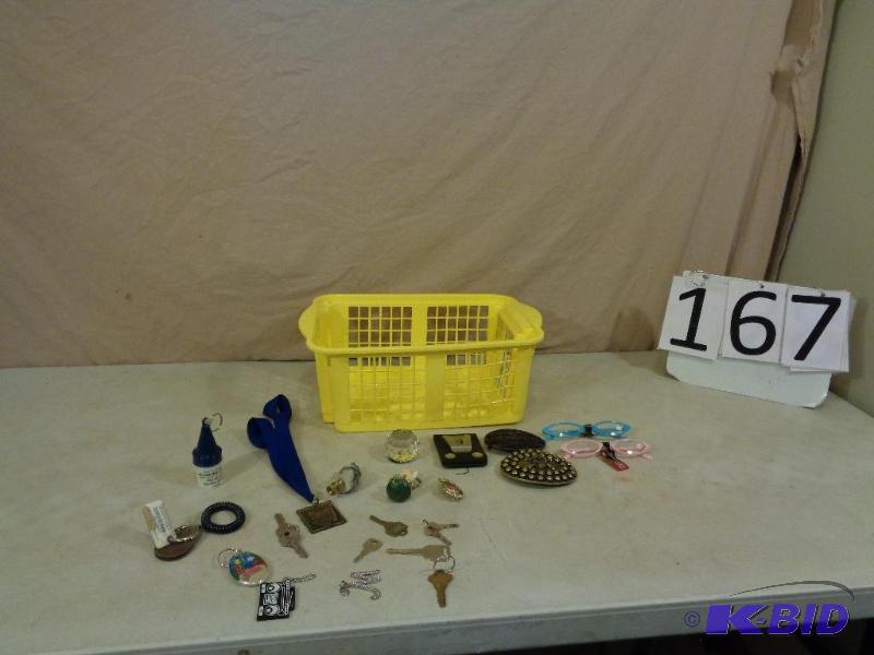 lot 167 image: Belt Buckles, Keys, Keychains, Glasses, and M...