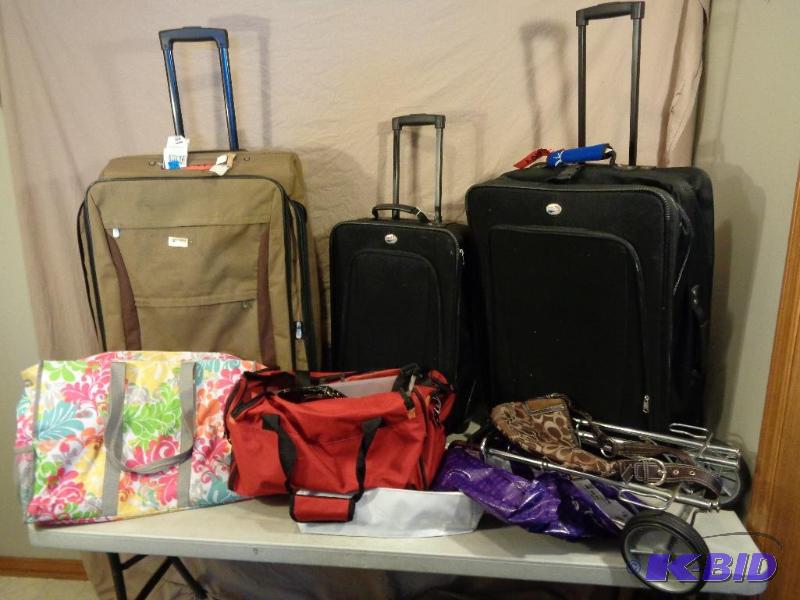 lot 174 image: 2 Pieces of American Tourister Luggage, Assor...