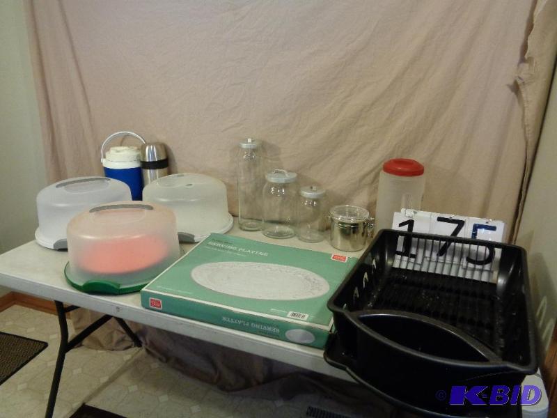 lot 175 image: Cake Storage Containers, Dish Drying Rack, Ca...