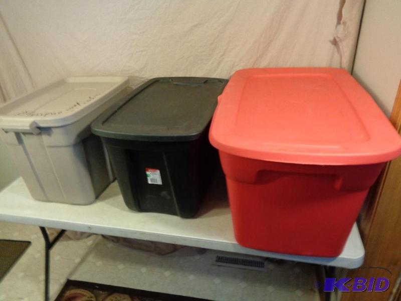 lot 178 image: Lot of 3 Totes with Lids. Need to be wiped cl...