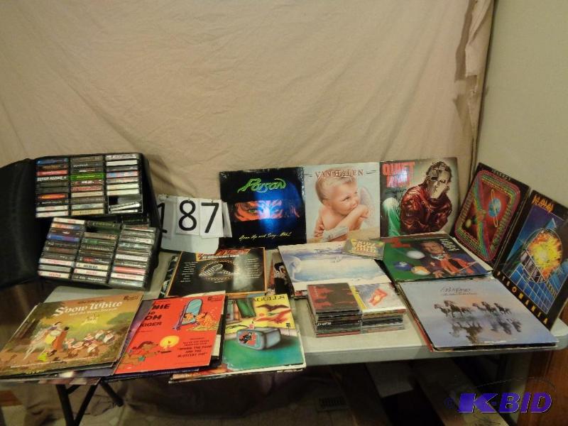 lot 187 image: Large Lot of Assorted Records and More. Old R...