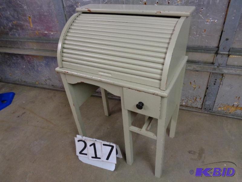 lot 217 image: Small Rolltop Desk. Missing one drawer. Measu...