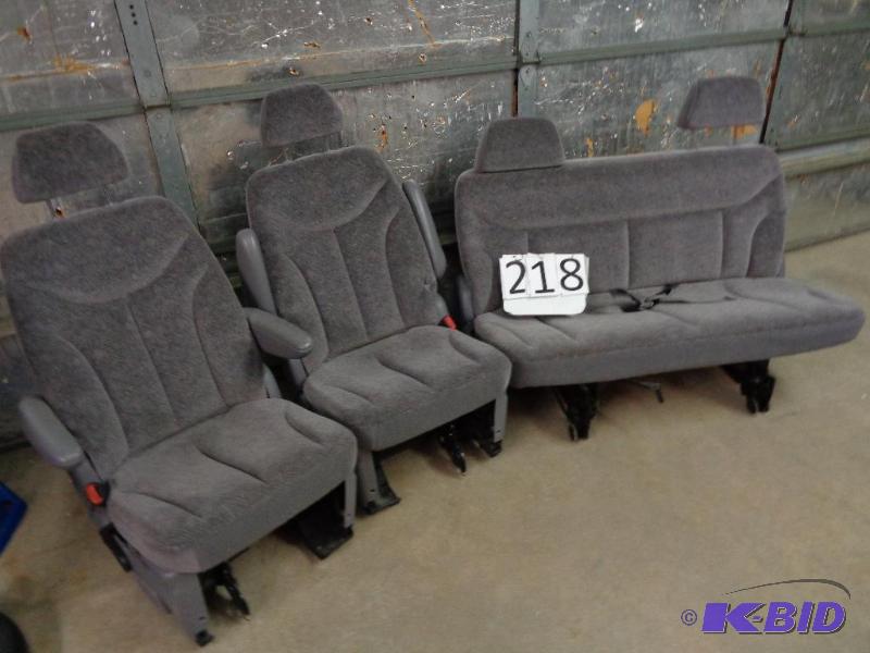 lot 218 image: Seats to a Mini Van. Unknown ModelMake. In p...