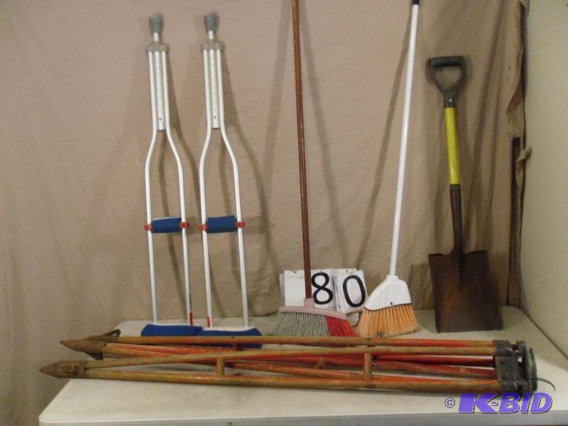 lot 80 image: Lot of Assorted Long Handle Tools. Tri Pod fo...