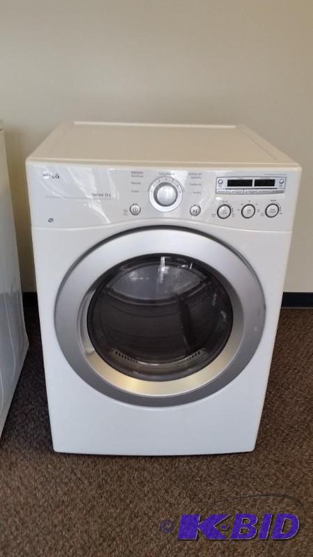 LG Electronics 7.3 cu. ft. Gas Dryer.  White.  Scratch an Dent.