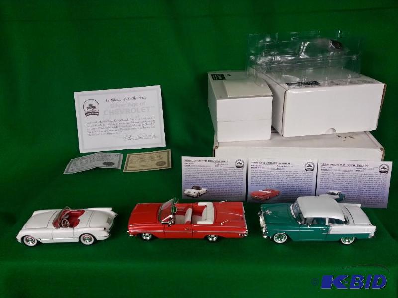 lot 130 image: Lot of (3) Arko Classic Cars 132 Scale  1955...