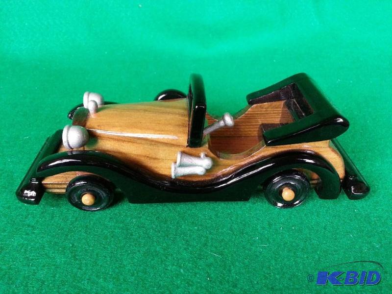 lot 152 image: Great Looking Polished Wood Automobile.  Nice...