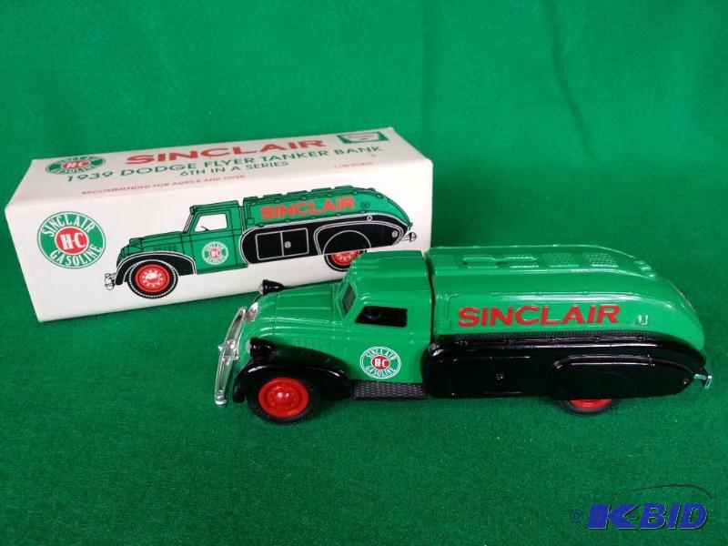 lot 170 image: Ertl &quotSinclair" Advertising 1939 Do...