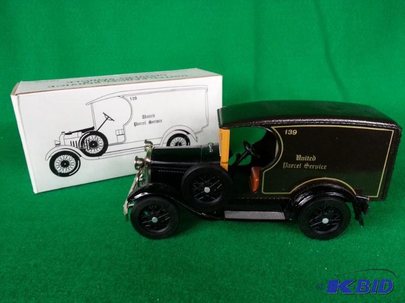 lot 176 image: Vintage UPS &quotUnited Parcel Service"...