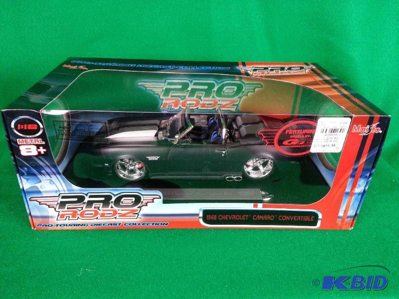 lot 24 image: Maisto 1968 Chevrolet Camaro Convertible 118 Scale