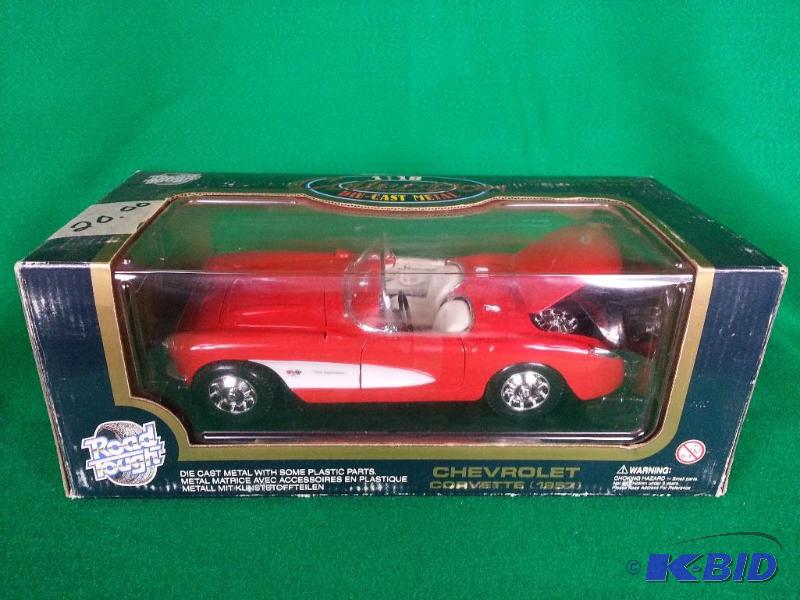 lot 28 image: 1957 Chevrolet Corvette 118 Scale