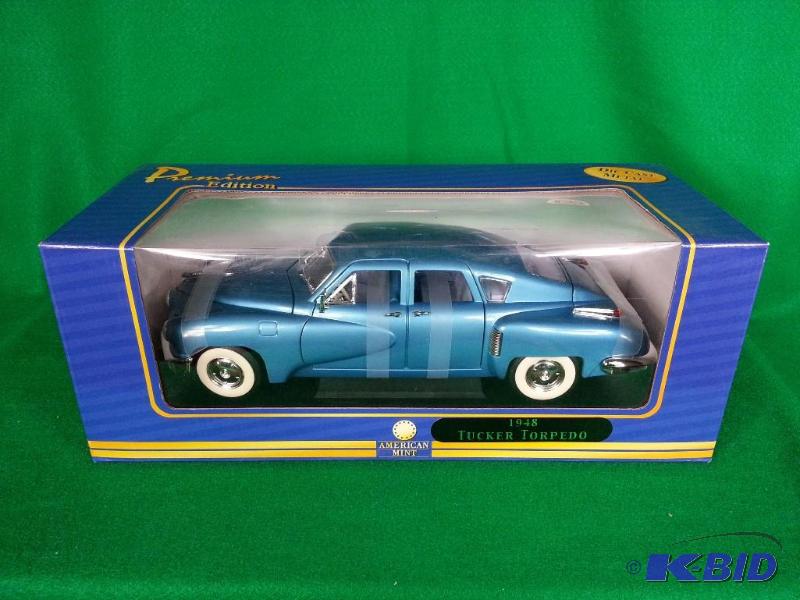 lot 41 image: American Mint 1948 Tucker Torpedo 118 Scale