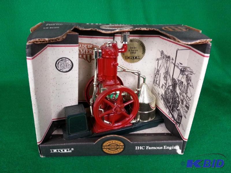 lot 19 image: Ertl ICH Famous Vertical Engine 18 Scale