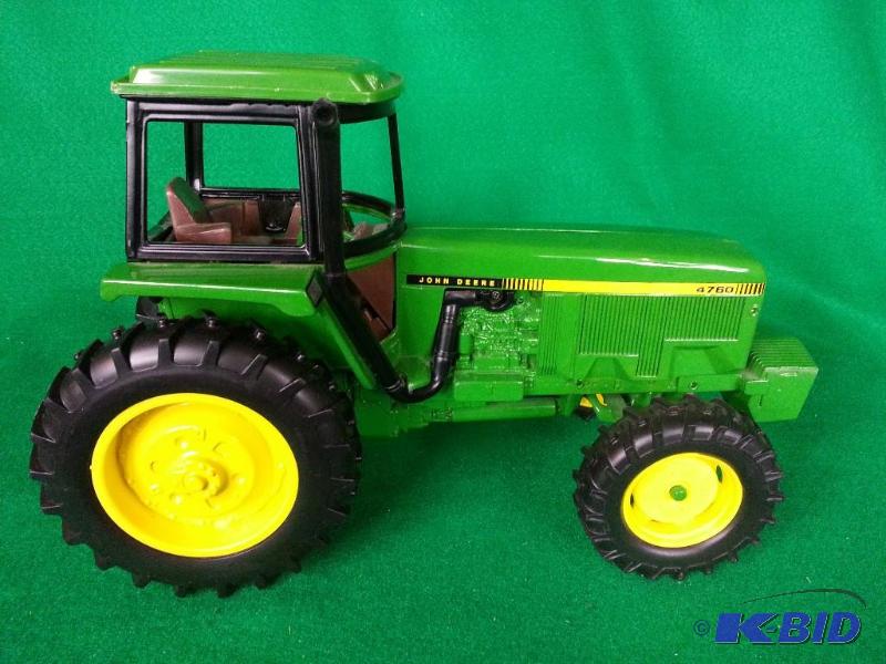 lot 60 image: Ertl John Deere 4760 Tractor 116 Scale