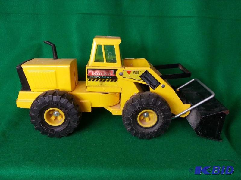 lot 22 image: Vintage Tonka Pressed Steel Front End Loader ...