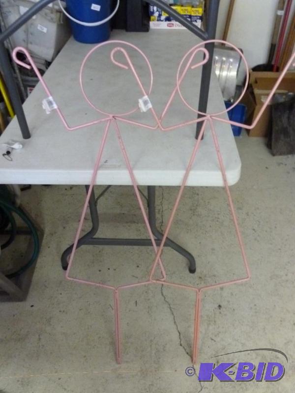 2 Metal Shaped GIRLS