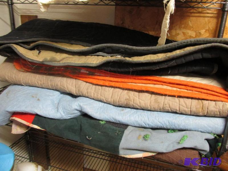5 Moving Blankets