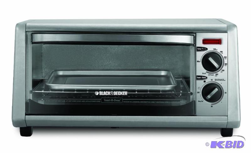 lot 151 image: Black & Decker 4-Slice Toaster Oven, Silver