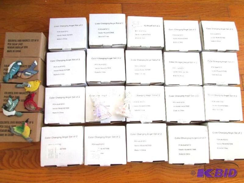 lot 103 image: Lot of 20 Lighted angels, changing colors, 2 ...