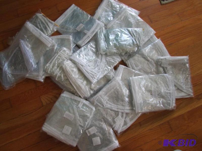 lot 111 image: Lot of 26 - - 6 pack garment dust protectors ...