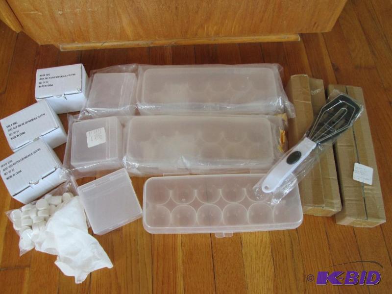 lot 114 image: Lot of 3 egg and cheese holders, 3 50 packs o...
