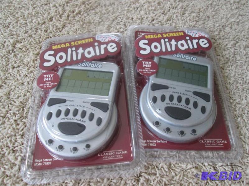 lot 48 image: 2 mega screen solitaire games...