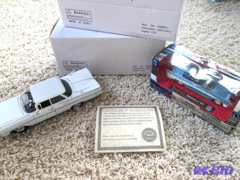 lot 53 image: 2 1959 Chevy Impala 132 and city cruiser co...
