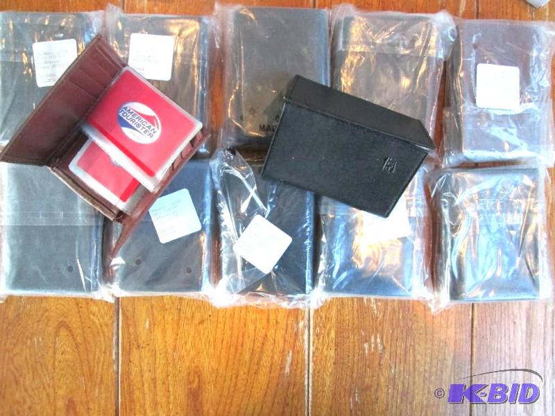 lot 71 image: Lot of 10 Pack of one black and one brown gen...